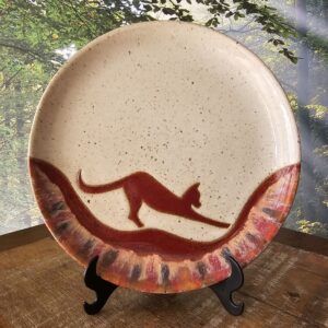 PRATO DECORATIVO PEQUENO 22cm<br /> Espreguiça<br>Vinho e branco