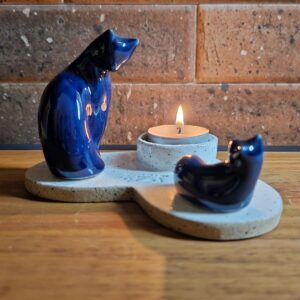 PORTA-VELAS LUZ & GATO<br /> Madonna Q Mia<br /> Azul e branco