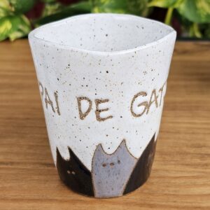 CANECA ONDULADA<br /> Pai de Gato <br>Off-white, cinza e preto